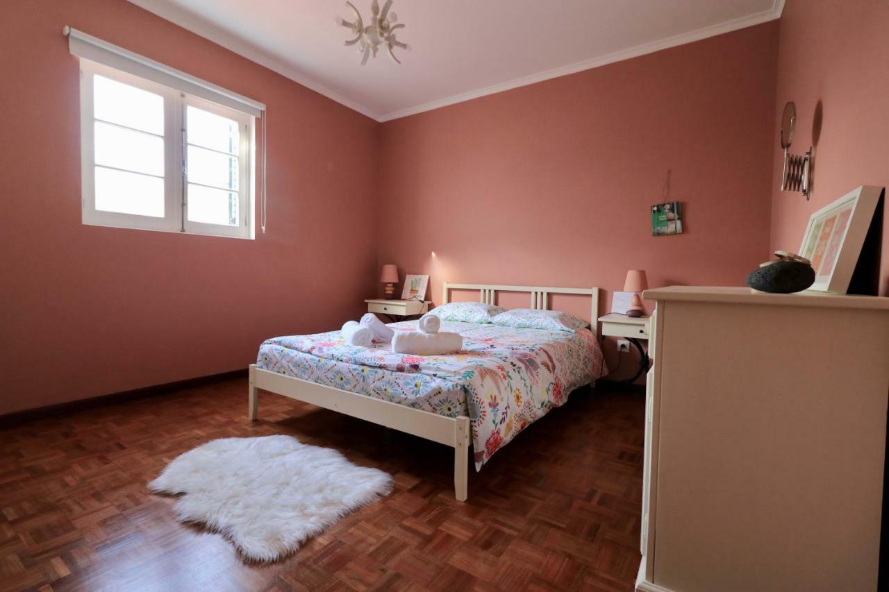Oriana'S House Villa ปอนตาเดลกาดา ภายนอก รูปภาพ